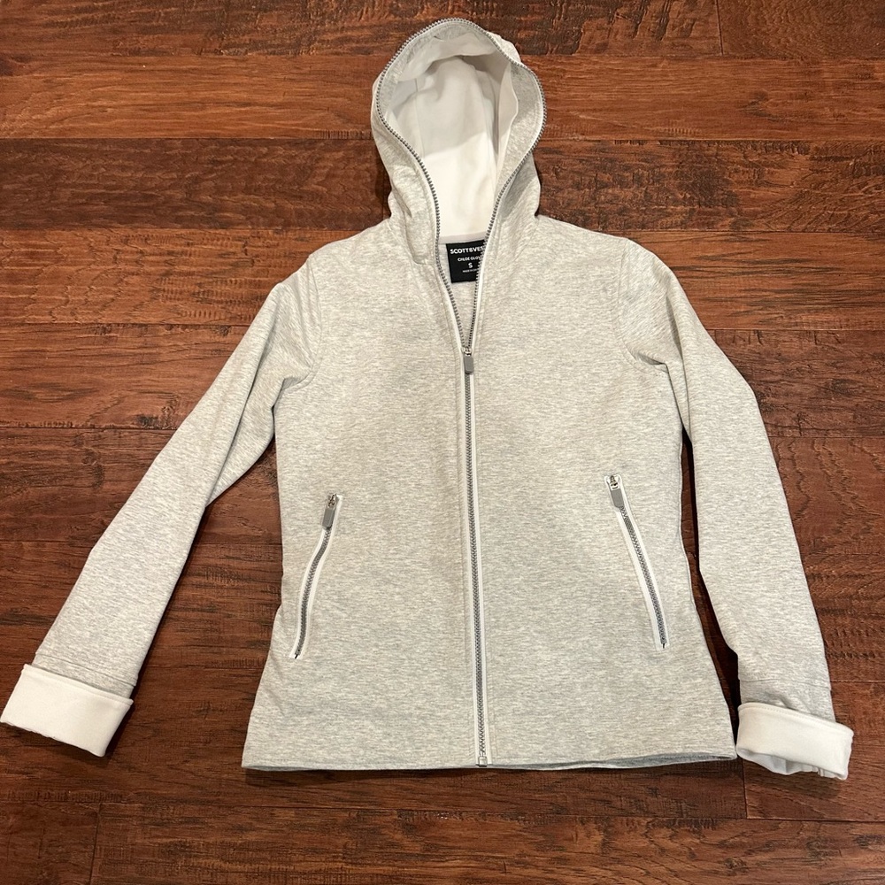 Scottevest Women's Gray Hiddie Chloe Glow